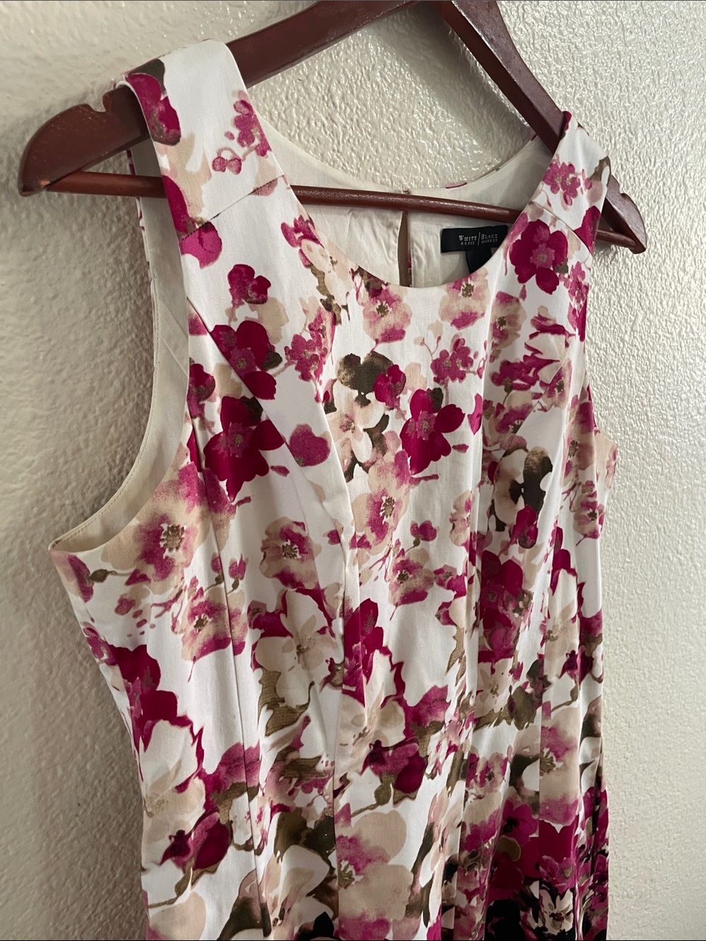 White House Black Market Size: 10 Cream Dress with Pink Floral Print w/ pockets - Picture 2 of 16